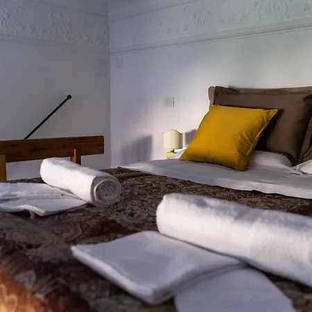 Casa Antica Pizzofalcone Ferienhaus *