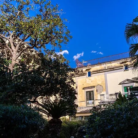 Casa Antica Pizzofalcone Ferienhaus Neapel